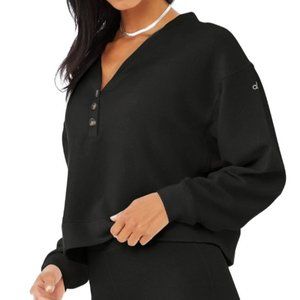 ALO MICRO WAFFLE PLEASANT CROPPED HENLEY